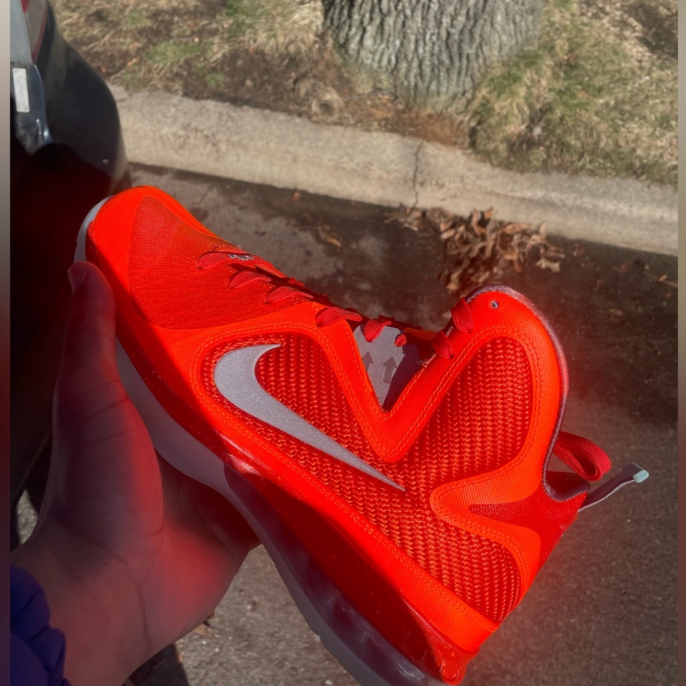 Soleysolesnj